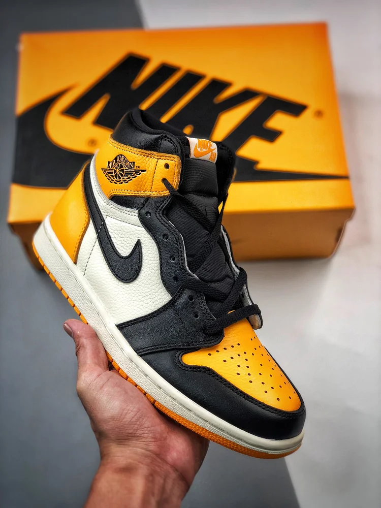 Nike Air Jordan 1 Retro High OG "Yellow Toe " 555088-711