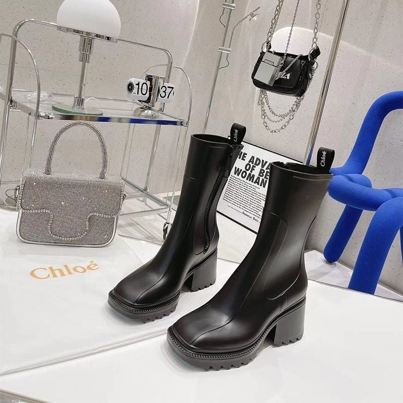 2021 New Square Toe Rain Boots for Women Chunky Heel Thick Sole Ankle Boots Designer Chelsea Boots Ladies Rubber Boot Rain Shoes