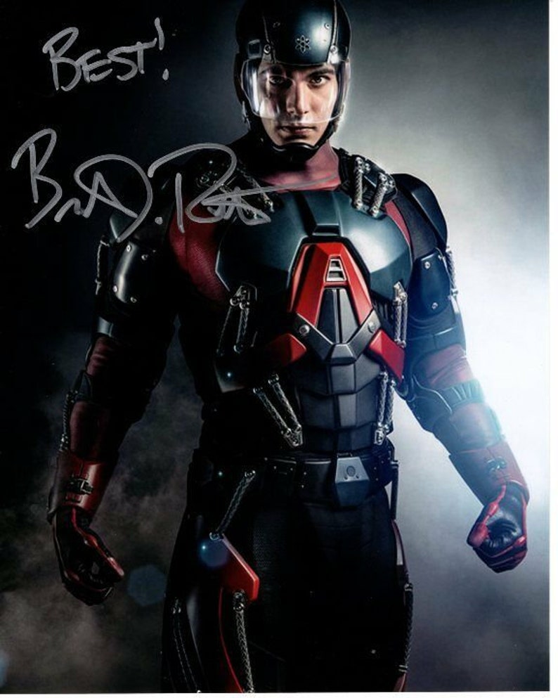 Brandon routh signed legends of tomorrow ray palmer the atom 8x10 Photo Poster painting