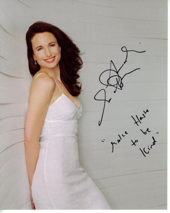 ANDIE MACDOWELL signed autographed 8x10 Photo Poster painting GREAT CONTENT