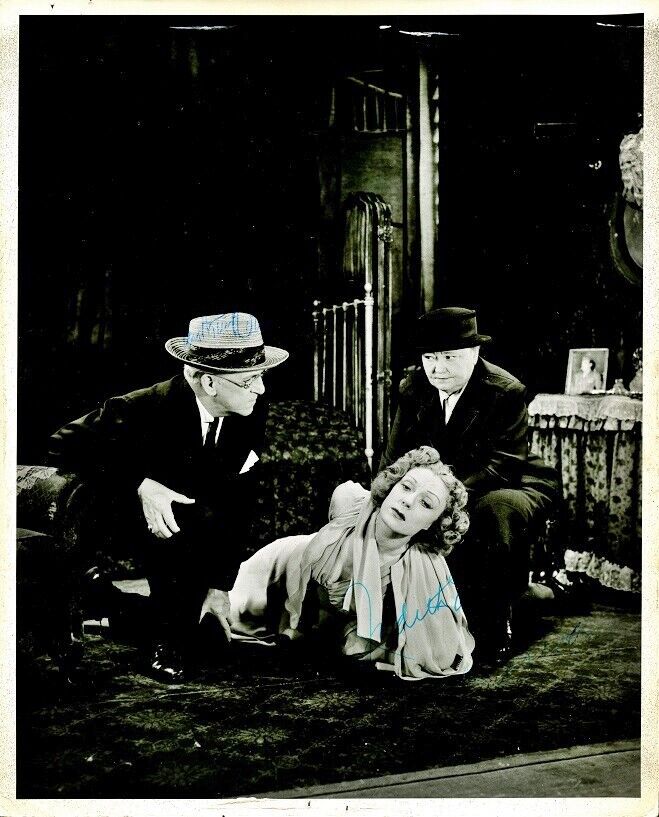 Vintage Signed Scene - A STREETCAR NAMED DESIRE