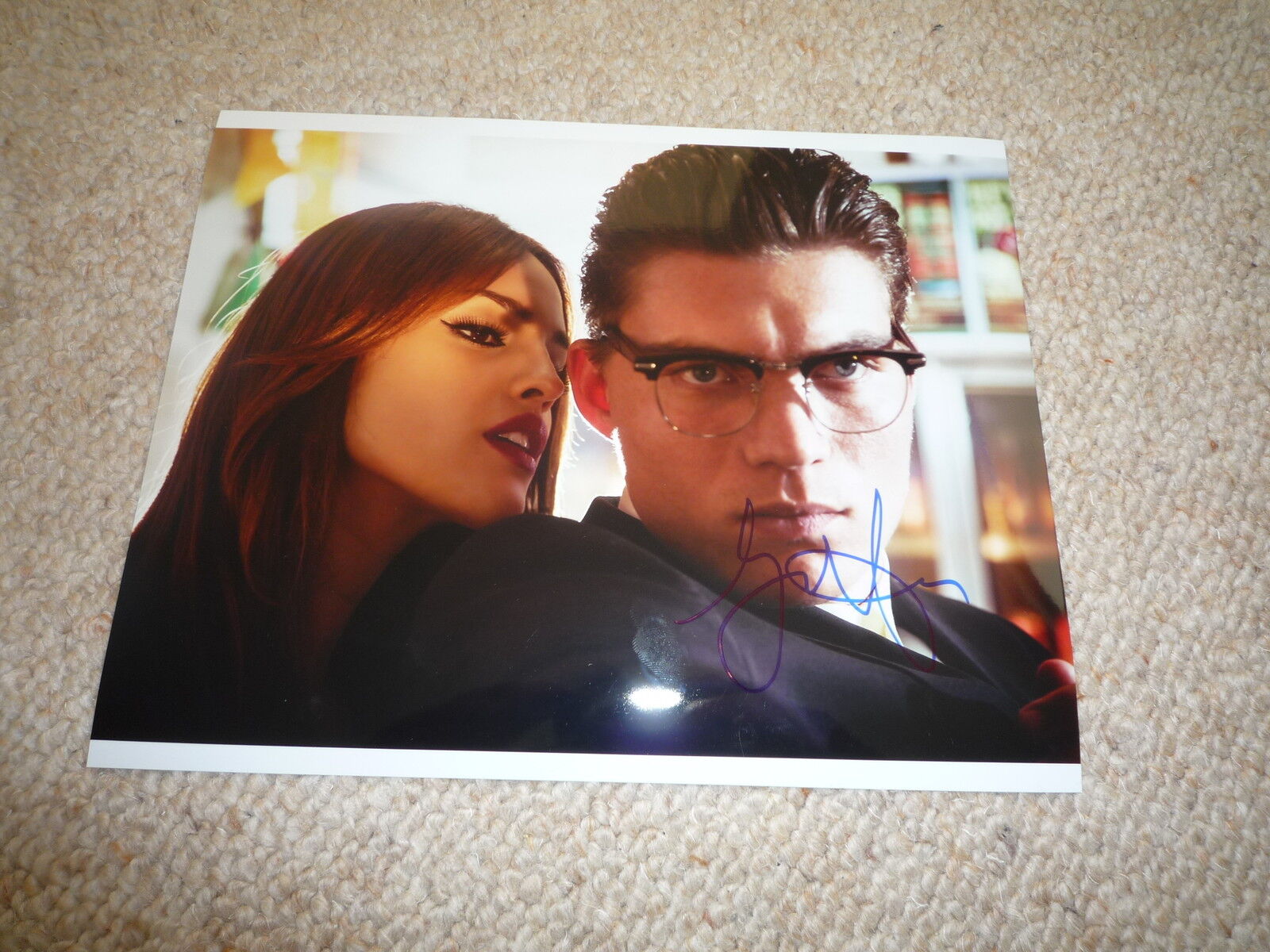 ZANE HOLTZ signed autograph 8x10 (20x25 cm) In Person FROM DUSK TILL DAWN