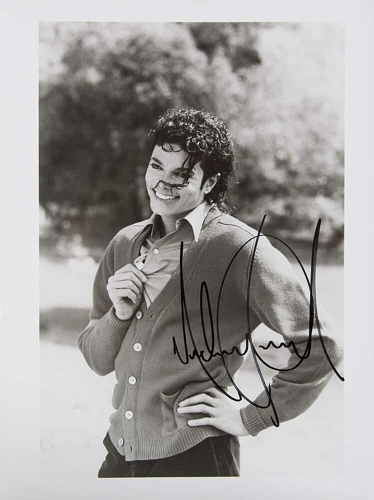 MICHAEL JACKSON Signed 'Cardigan' Photo Poster paintinggraph - Pop Singer - preprint