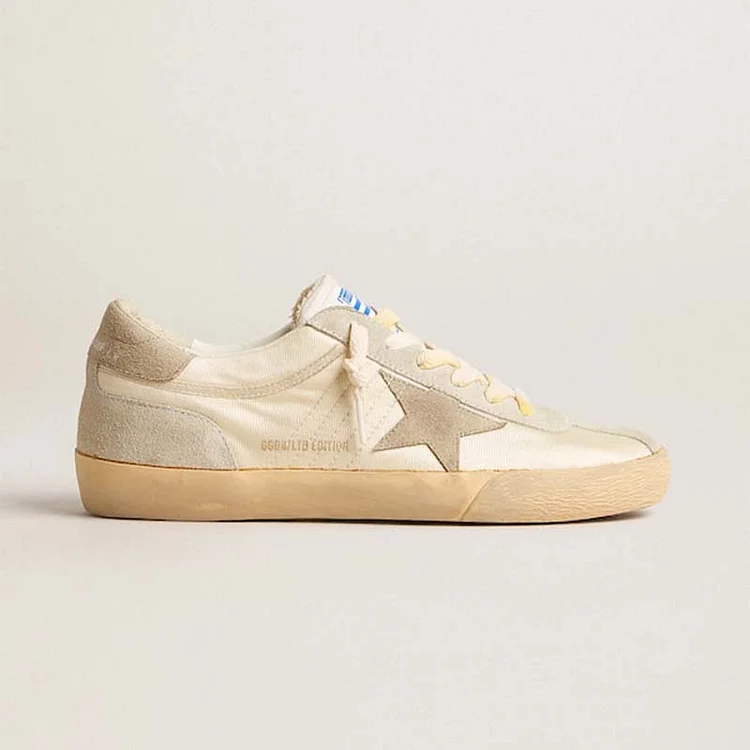 Golden Goose Super-Star LAB de hombre de nailon con estrella gris tórtola e inserciones de ante hielo