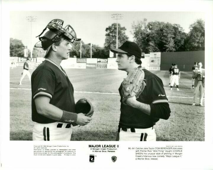 Tom Berenger and Charlie Sheen Major League 2 1994 Original Press 8x10 Photo Poster painting