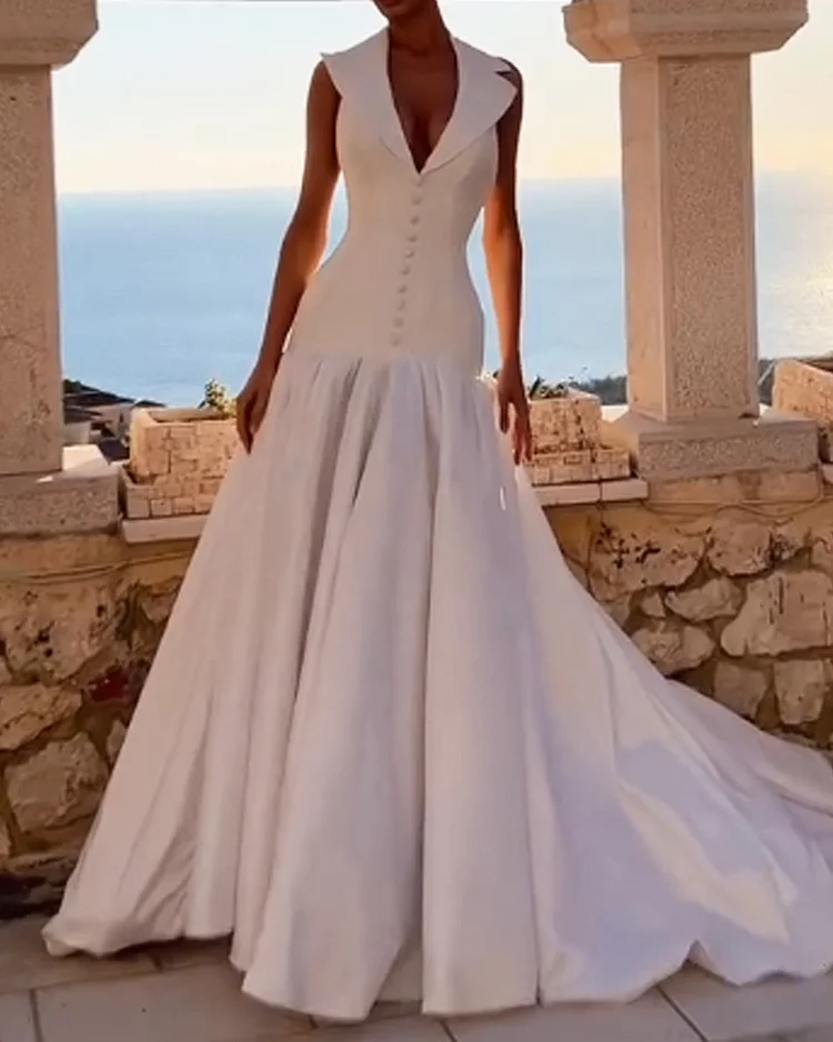 Lapel sleeveless solid color dress
