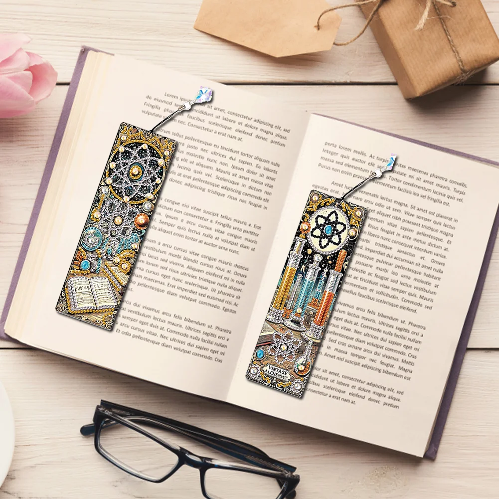 8Pcs DIY Skull Diamond Painting Art Bookmarks with Crystal Pendants for Gift