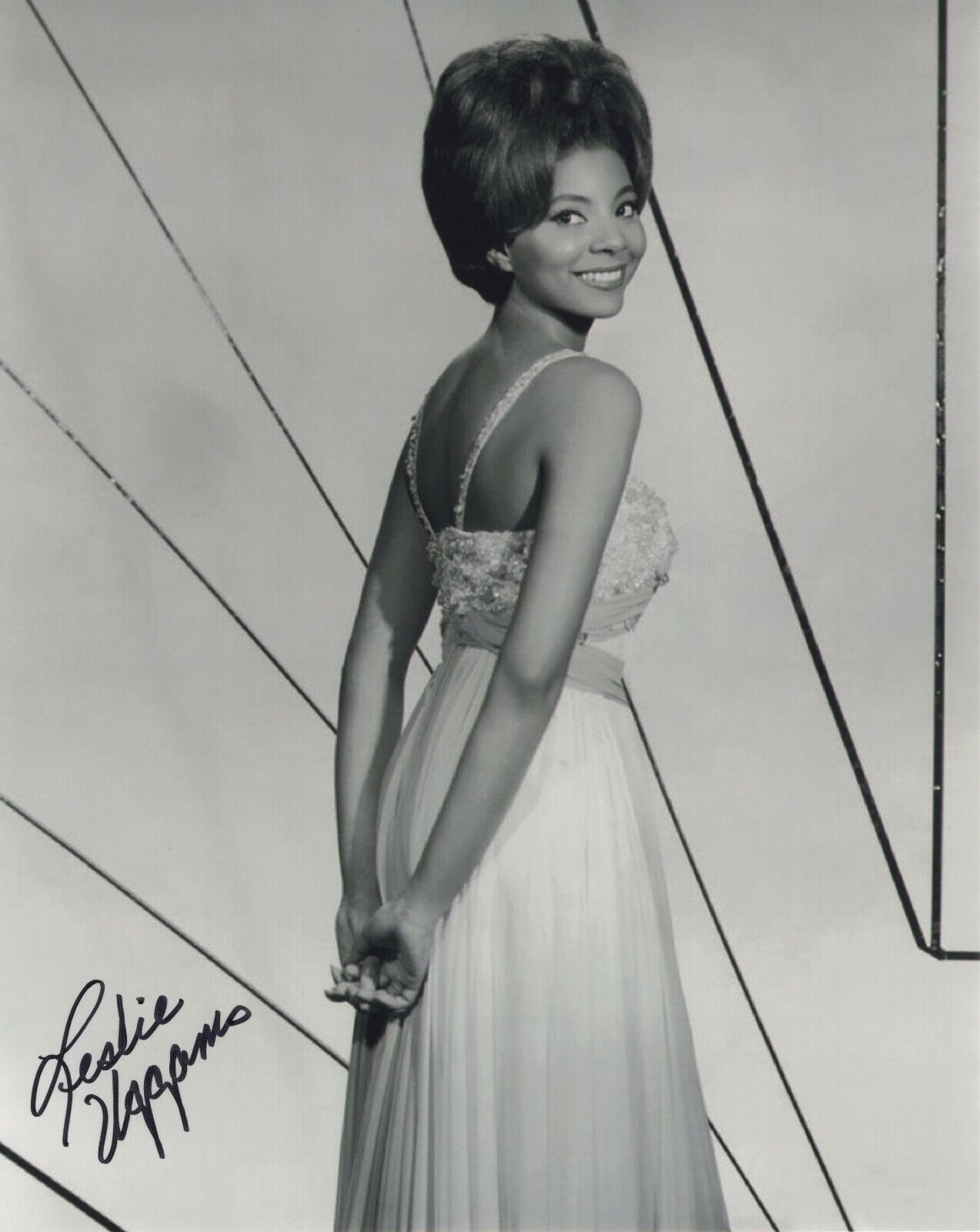 LESLIE UGGAMS SIGNED AUTOGRAPH 8X10 Photo Poster painting ROOTS DEADPOOL EMPIRE #2