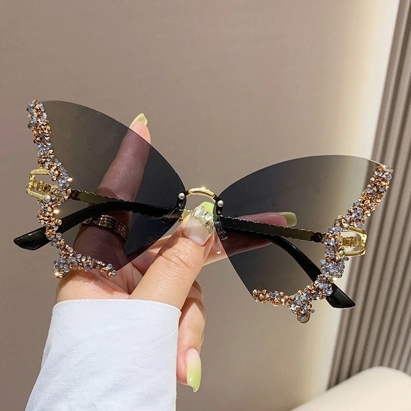 Elegant Modern Style Butterfly Pc Butterfly Frame Diamond Frameless Women’s Sunglasses