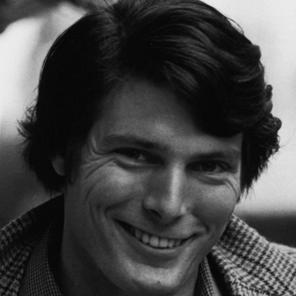 Christopher Reeve 8x10 Picture Simply Stunning Photo Poster painting Gorgeous Celebrity #75