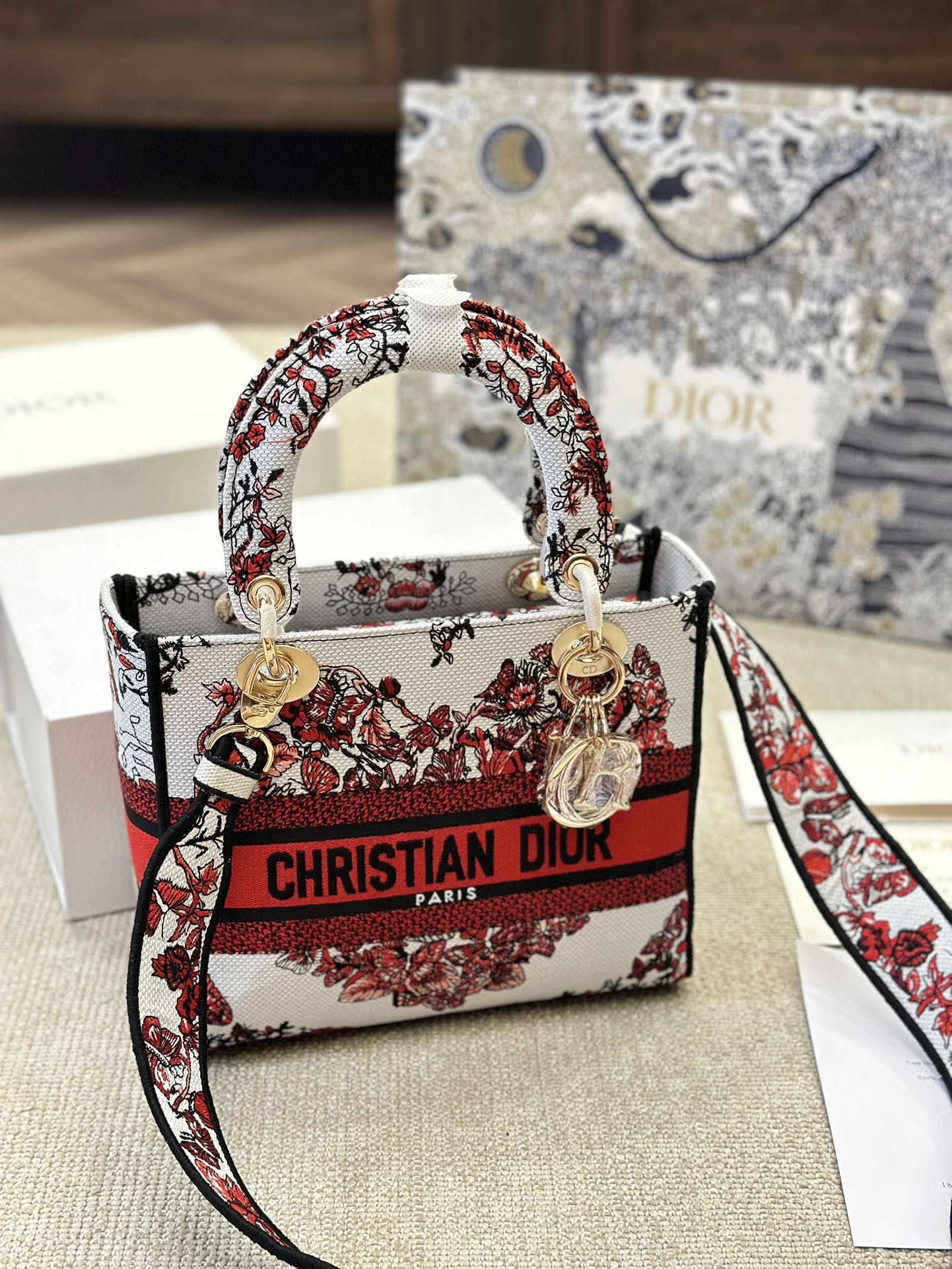 540677d869a8ac075f8a5dc8a11a13bc