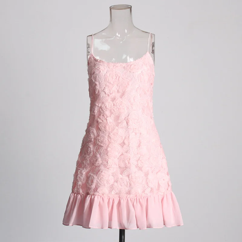 Brownm 2025 Spring New Fashion Sexy Three-Dimensional Flowers Stitching Design Sense Hanging Lotus Side A-Shaped Dress Woman