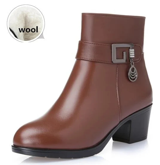 Genuine Leather women boots  2021 winter thick wool lined genuine Leather women snow boots large size women winter shoes