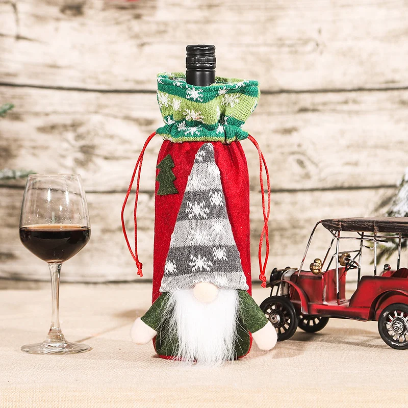 Christmas Gnome Snowflake Hit Color Christmas Wine Cover - Livereid