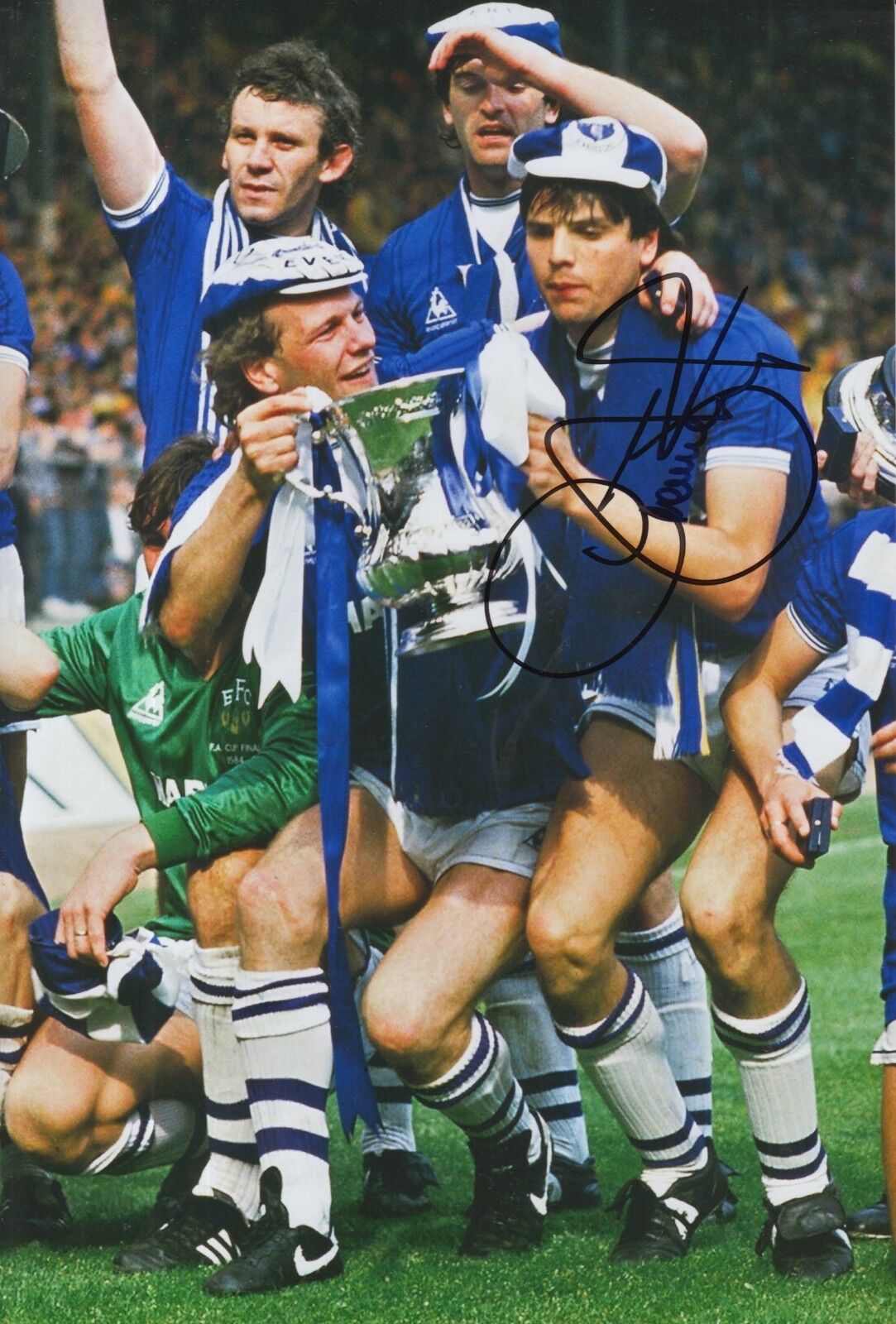 Graeme Sharp Hand Signed Everton 12x8 Photo Poster painting 2.