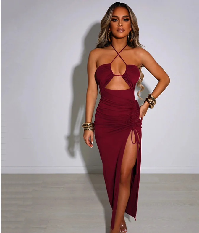 Uveng Uveng Sexy Hot Girl High Slit Wrinkle Hang Neck Type Temperament Show Chest Dress