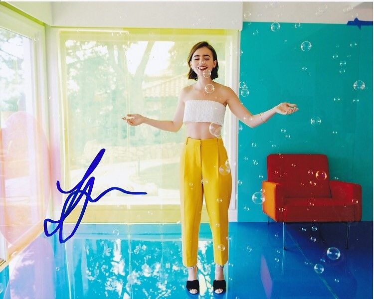 LILY COLLINS signed autographed Photo Poster painting