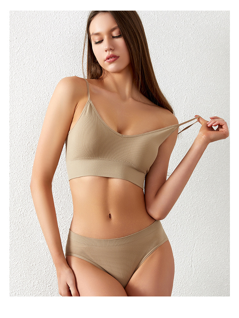  thdmladies Beauty Vest Vest Seamless Large Size Pad Bra Set thedmladies