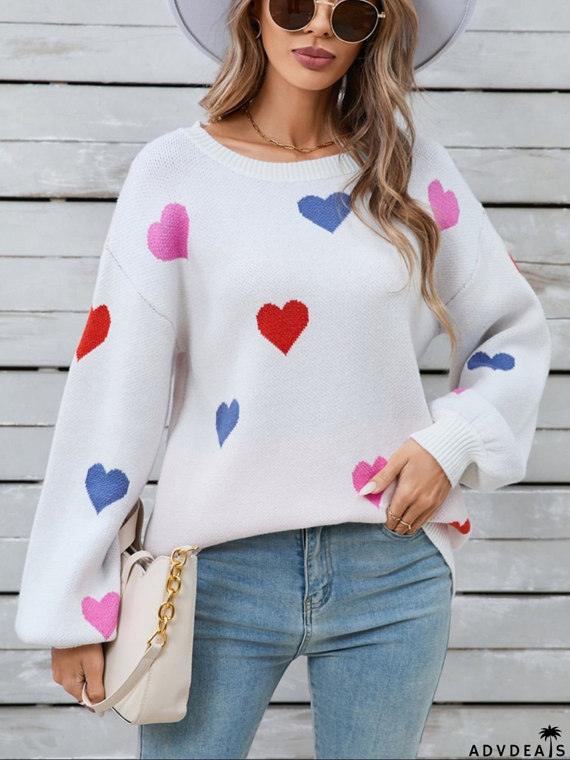 Heart-shaped, long-sleeved crew neck sweater