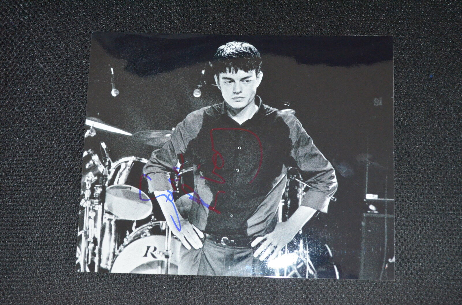 SAM RILEY signed autograph In Person 8x10 (20x25 cm) CONTROL