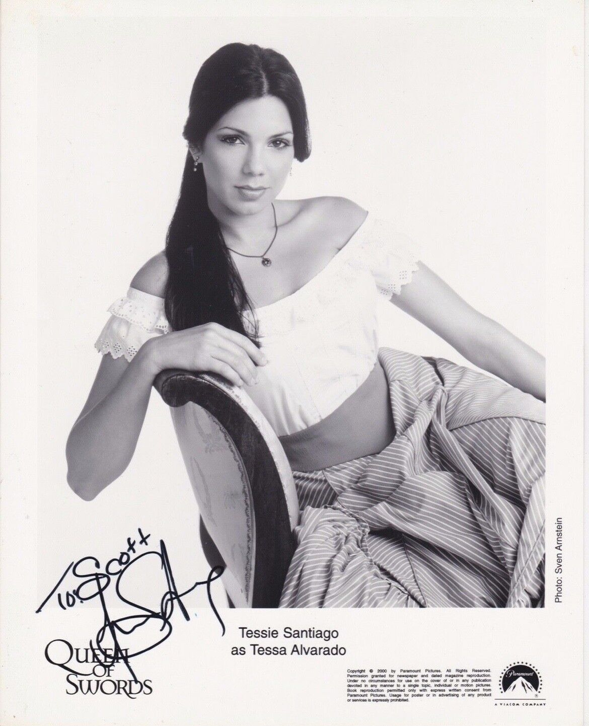 Signed Original B&W Photo Poster painting of Tessie Santiago of Queen of Swords