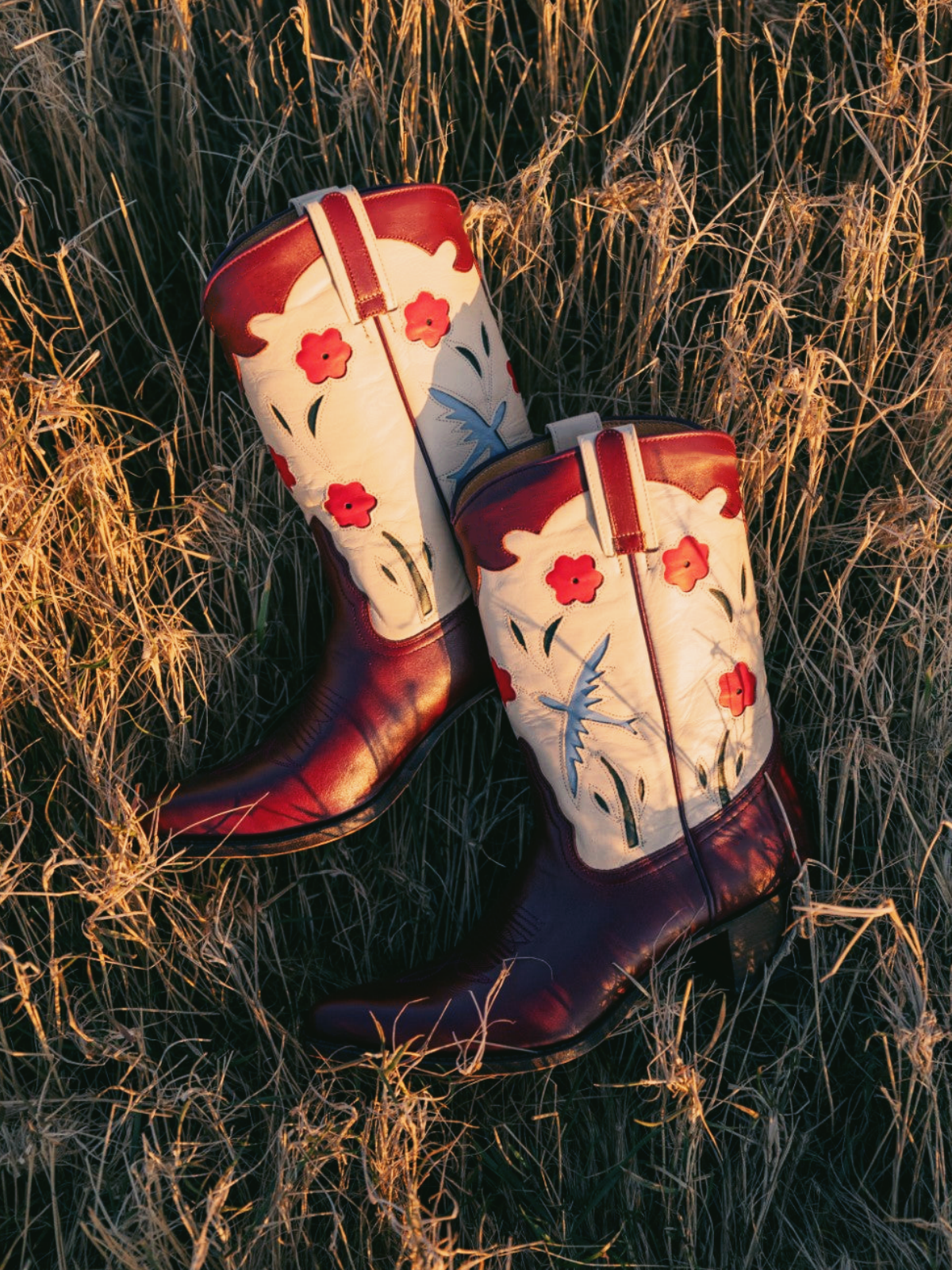 Taafo Contrast Maroon And Ivory Pointed-Toe Wide Mid Calf Cowgirl Boots With Flower Inlay
