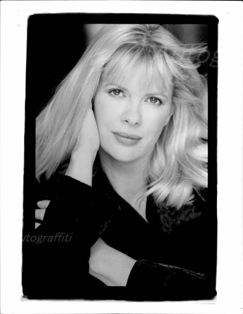 Karen Mayo-Chandler - 8x10 Headshot Photo Poster painting w/ Resume - Stripped to Kill