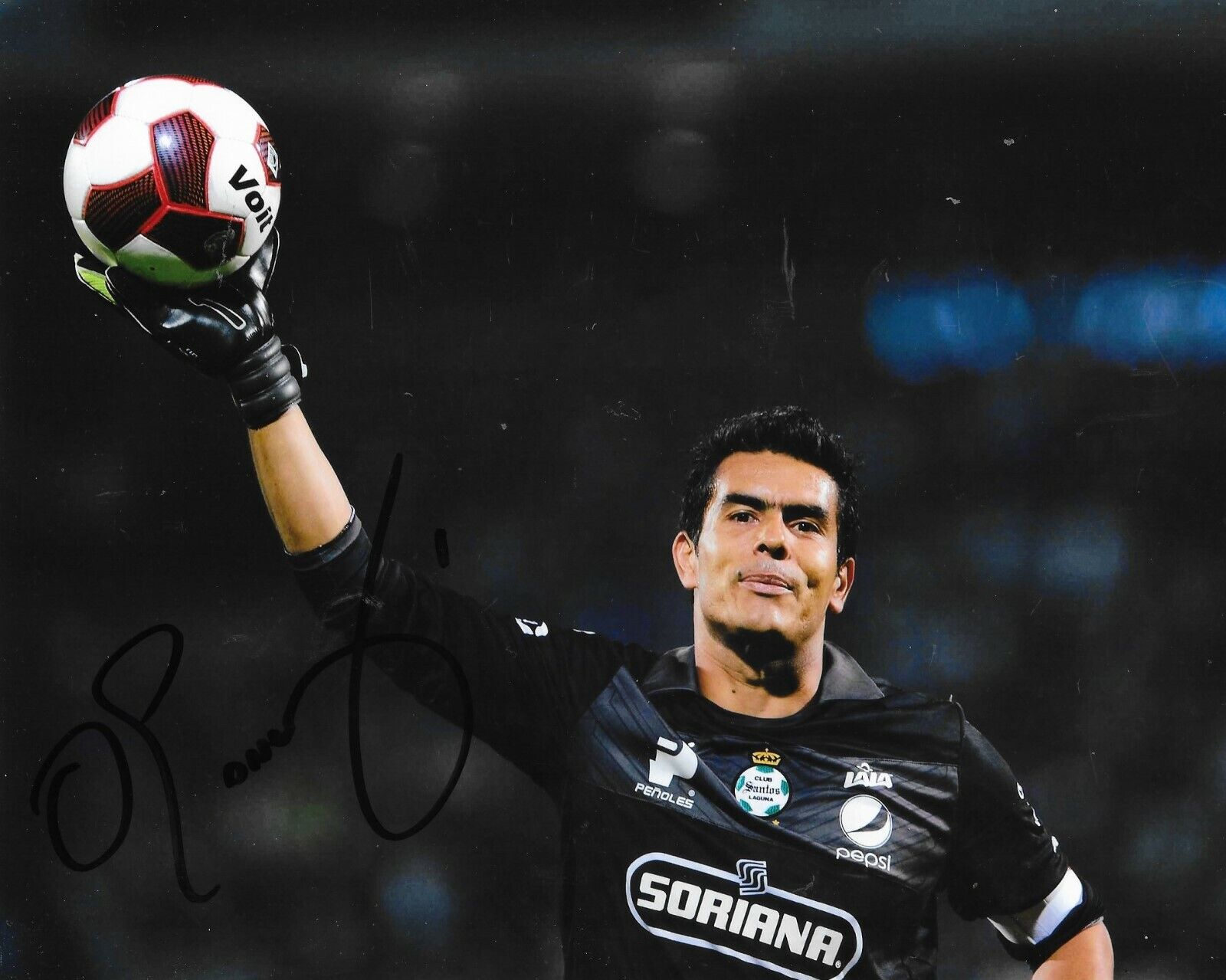 Oswaldo Sanchez Guadalajara Mexico signed 8x10 Photo Poster painting Santos Laguna 2