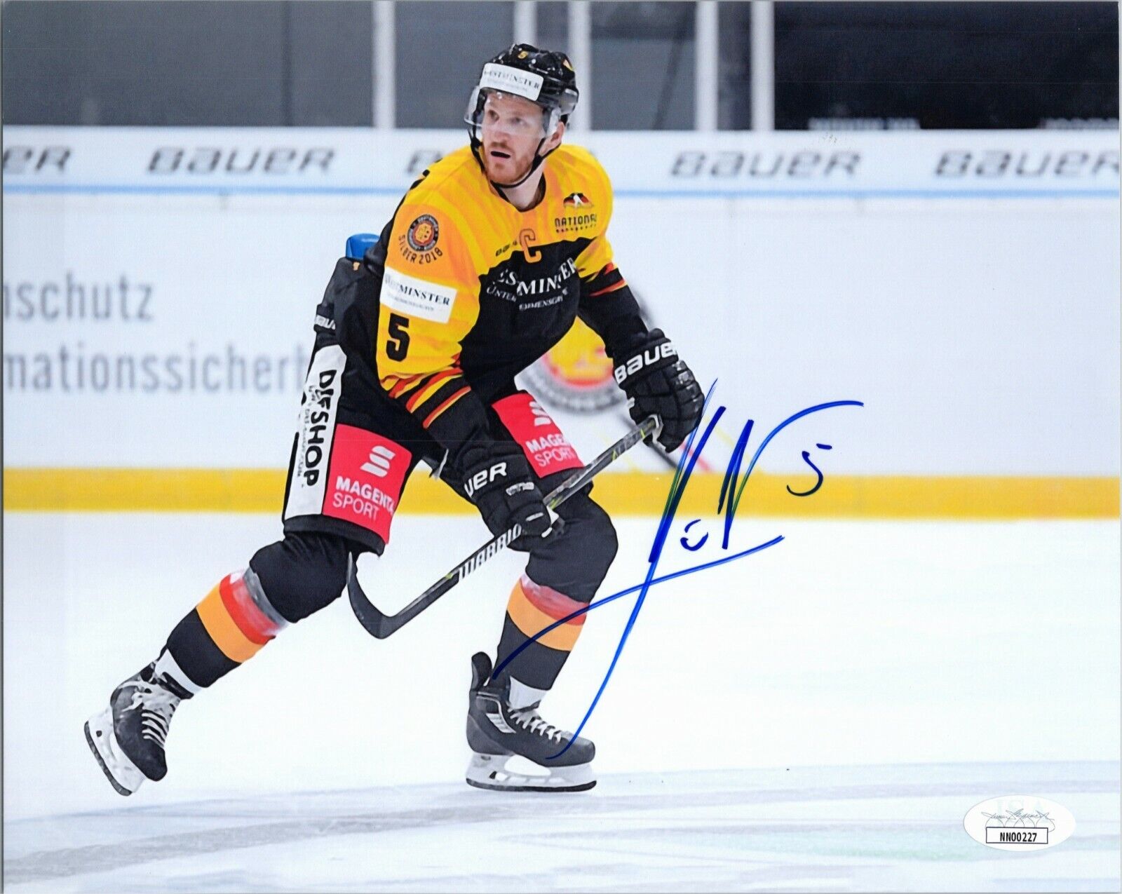 ~~ KORBINIAN HOLZER Authentic Hand-Signed GERMANY HOCKEY