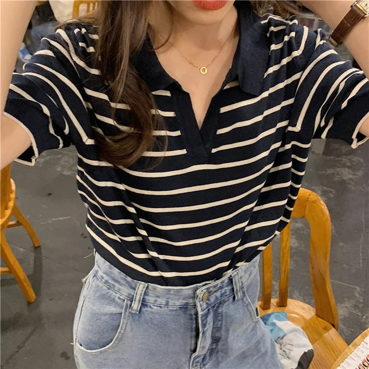 T-shirts Women Tees Striped Vintage Office Lady Y2k Top V-neck Summer Harajuku BF Classic Cropped Soft Streetwear Fashion Design
