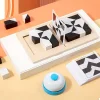 Puzzle g&eacute;om&eacute;trique en bois avec blocs cach&eacute;s et plateau de rangement