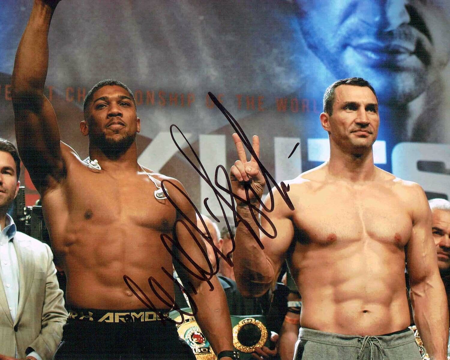 Wladimir KLITSCHKO Champion Boxer Signed 10x8 Photo Poster painting 3 AFTAL COA Dr Steelhammer