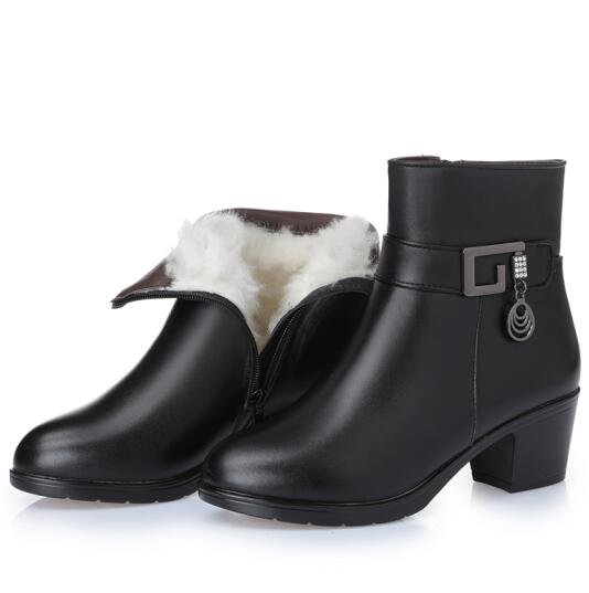 Genuine Leather women boots  2021 winter thick wool lined genuine Leather women snow boots large size women winter shoes