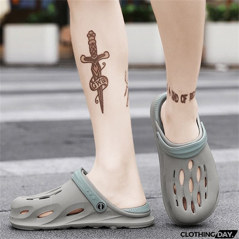 Male summer Outside Wear Non-slip Light Holes Sandals