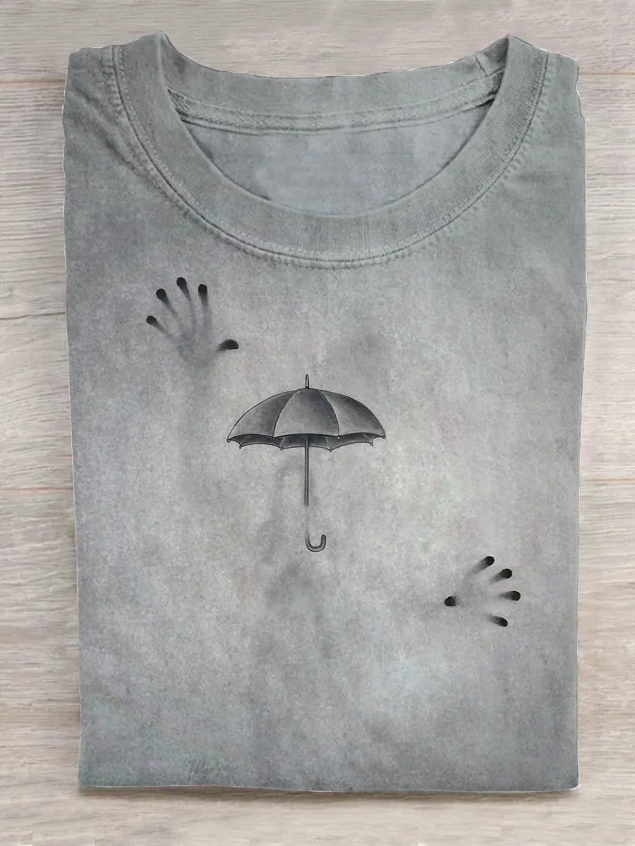 Eagerlys Reflection of Umbrella and Hands T-shirt Eagerlys