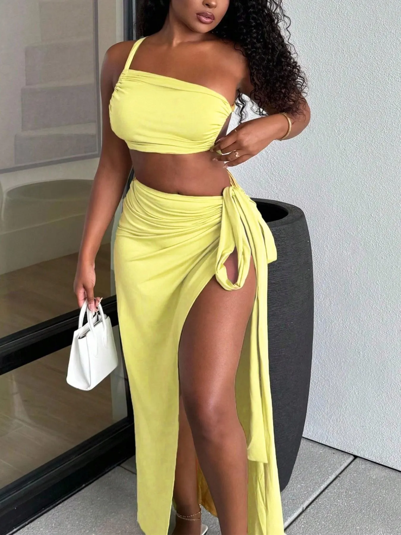 Women's Summer Vacation Set, Sexy Halter Top & High Slit Bodycon Skirt, Ladies' Fashion, Chic Style Fit Womenswear, 2-Piece Ensemble Fitted Clothes Women's Summer Vacation Set, Sexy Halter Top & High Slit Bodycon Skirt, Ladies' Fashion, Chic Style Fit Womenswear, 2-Piece Ensemble Fitted Clothes