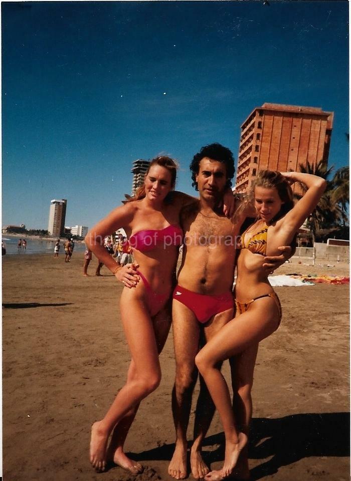 Hollywood Producer ALEXANDER TABRIZI + Friends BIKINI GIRLS Found Photo Poster painting 911 11 W