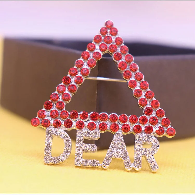 Customize Trendy Metal Alloy Red Crystal Delta Triangle Letter Dear Pin Brooch Club Jewelry