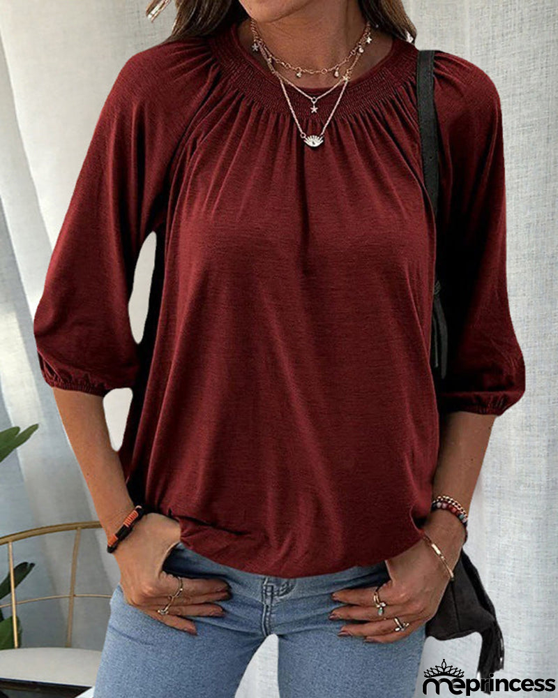 Elegant and lightweight Sweater