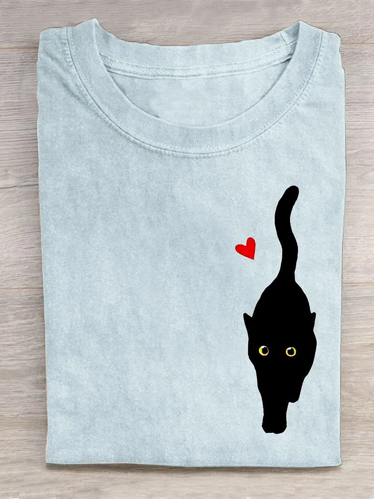Couple With Hearts And Black Cat Art Print Casual T-Shirt