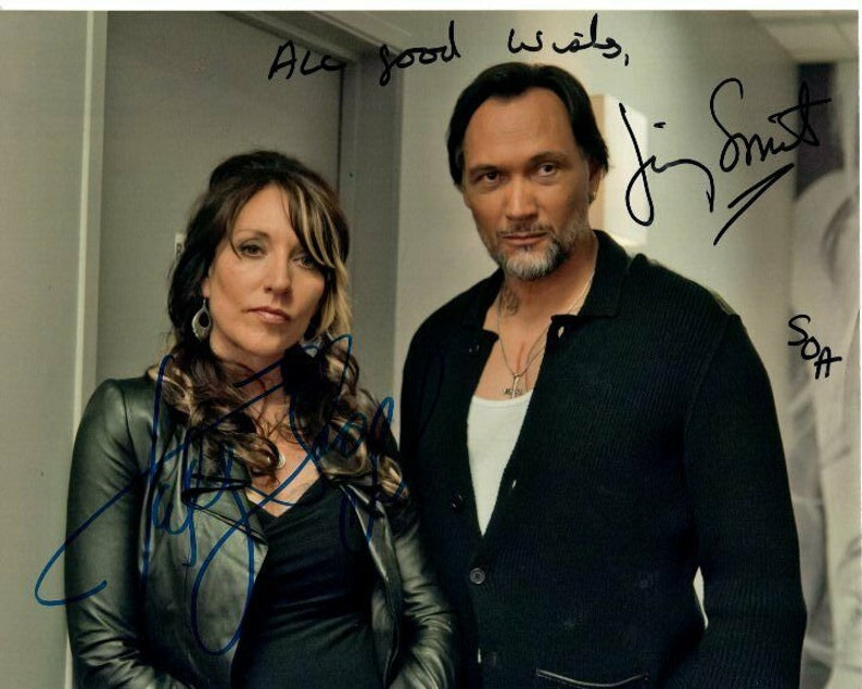 Katey sagal and jimmy smits signed autographed sons of anarchy Photo Poster painting