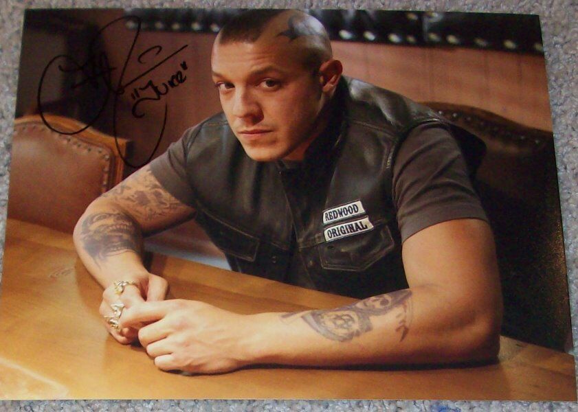 THEO ROSSI JUICE