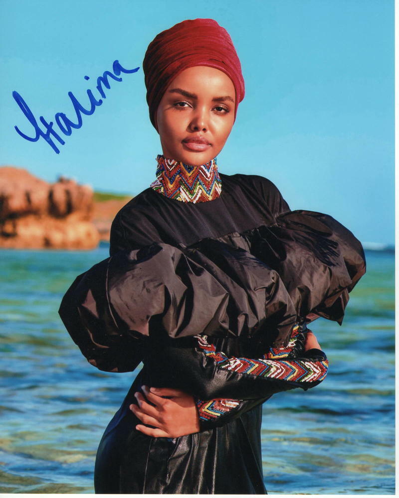 HALIMA ADEN SIGNED AUTOGRAPHED 8X10 Photo Poster painting 2019 SPORTS ILLUSTRATED SWIMSUIT SI 4