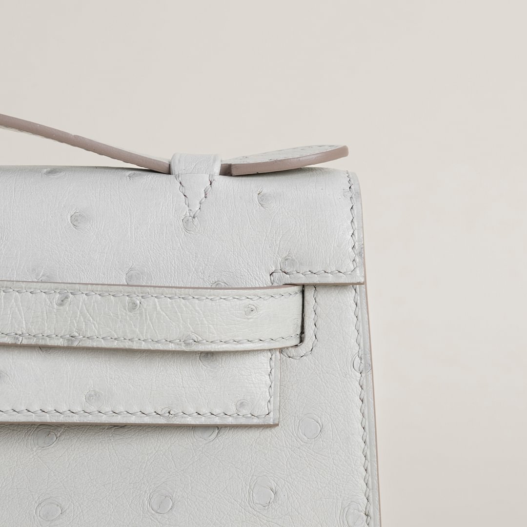 Kelly pochette Ostrich 80 Pearl gray PHW