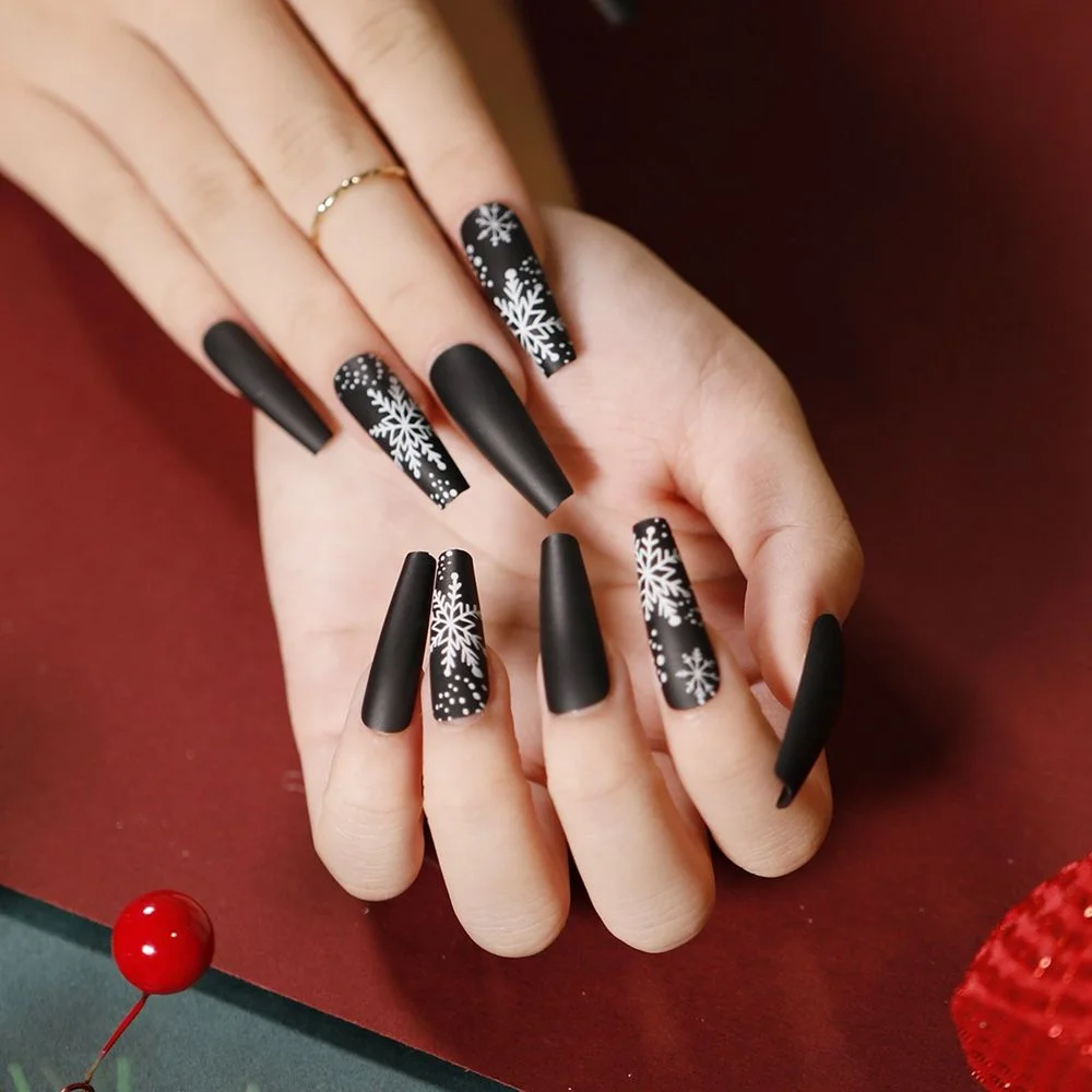 24Pcs/Box Christmas Coffin False Nail Patches Press on Nails Xmas Pattern Ballerina Manicure Full Cover Detachable Nail Tips-Nail Inspo