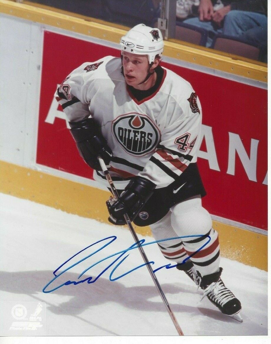 Janne Niinimaa Autographed 8x10 Edmonton OilersB985