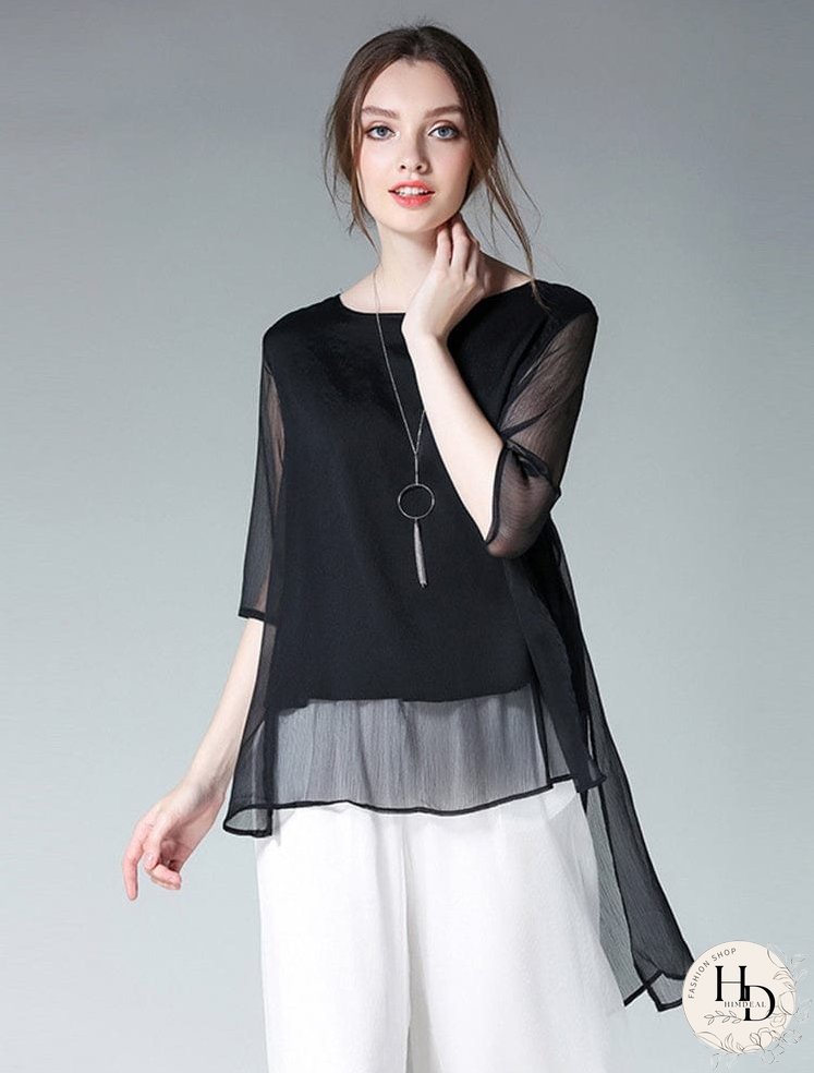 Update your wardrobe with this Blouse