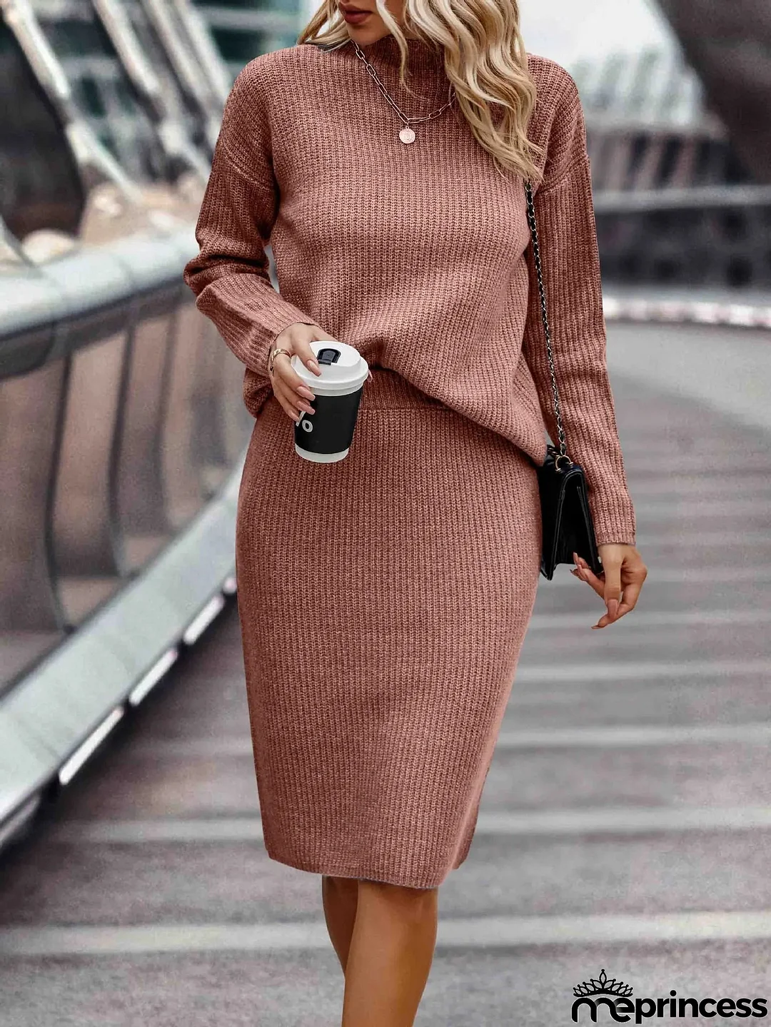 Modern and Fashionable Skirt