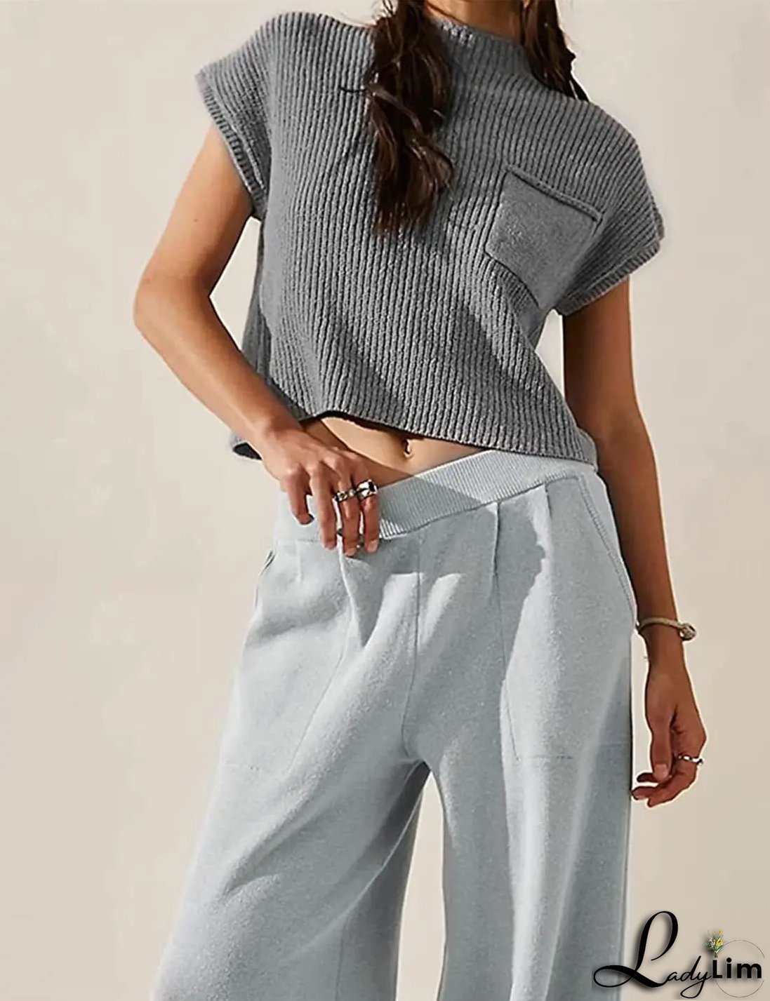 Effortless and Chic general Vest