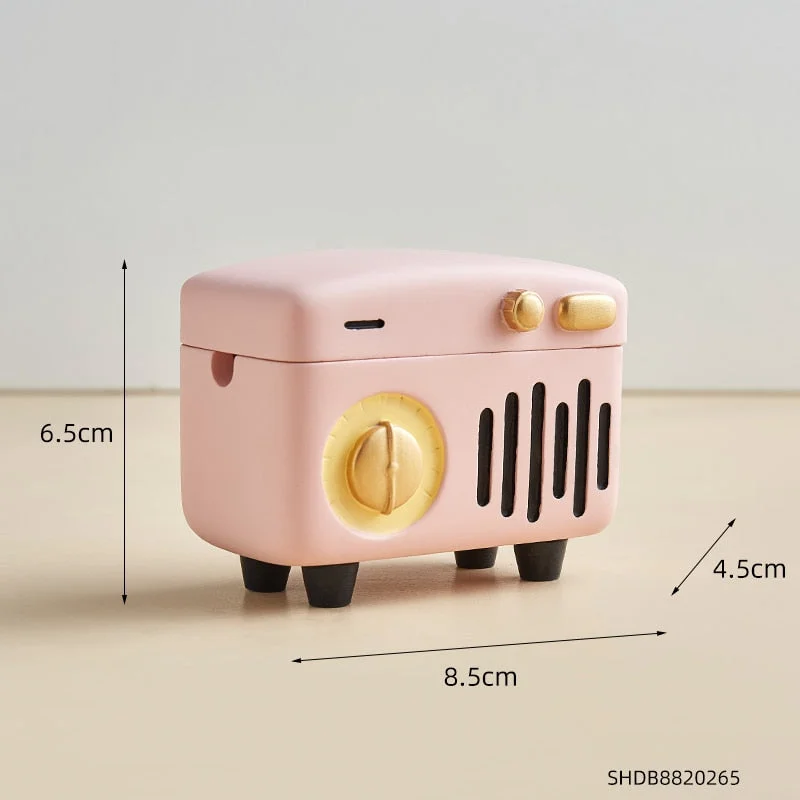 Ashtray with Lid Portable Ashtray Modern Home Decoration Cute Radio Model Standing Ashtray Living Room Office Desktop Decor Gift